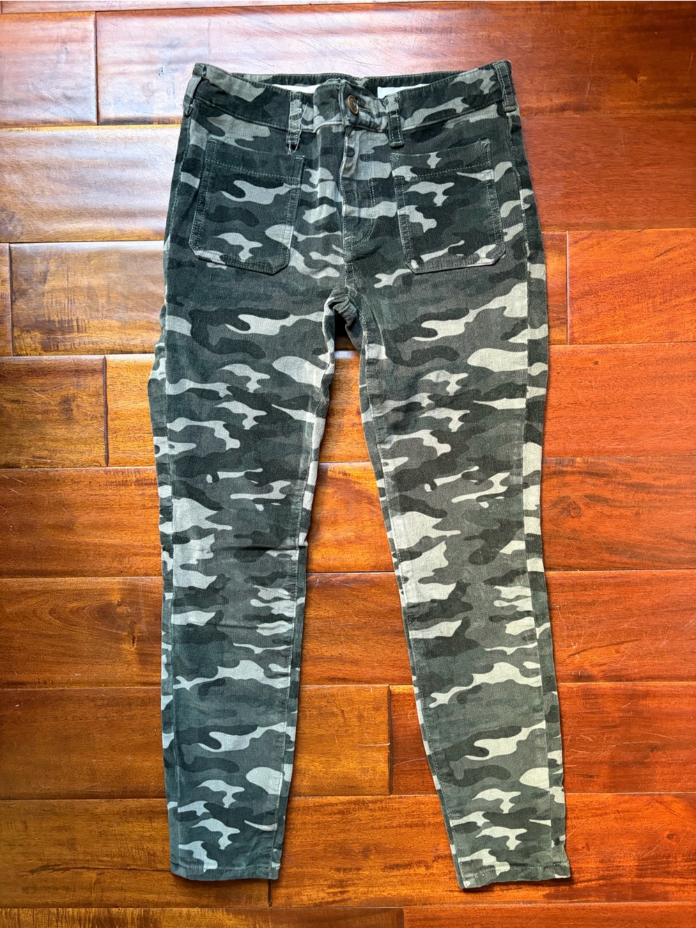 Anthropologie Women's Camo Skinny Pants - Gray & Black